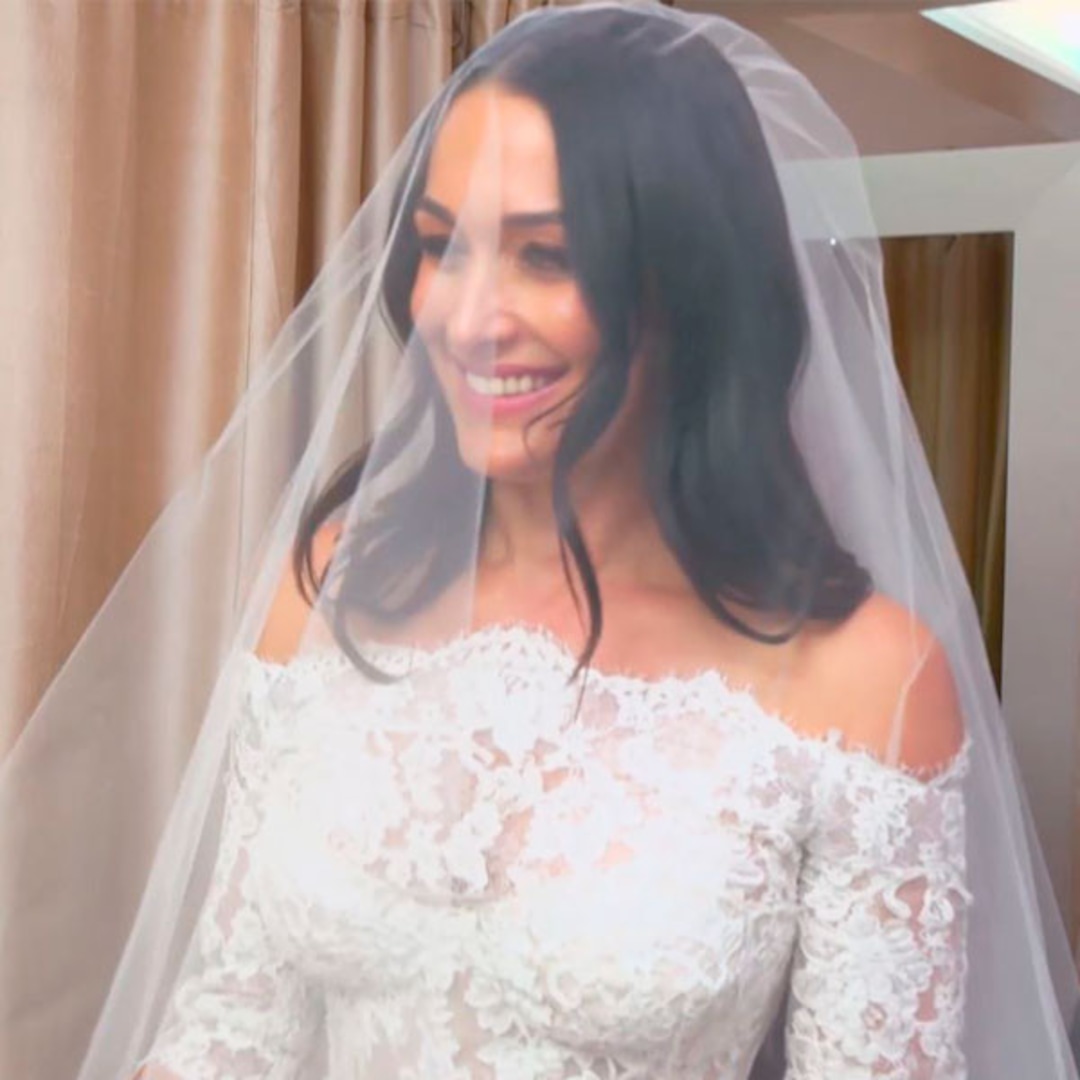 Exclusive! Watch Nikki Bella Find the Wedding Dress of Her Dreams